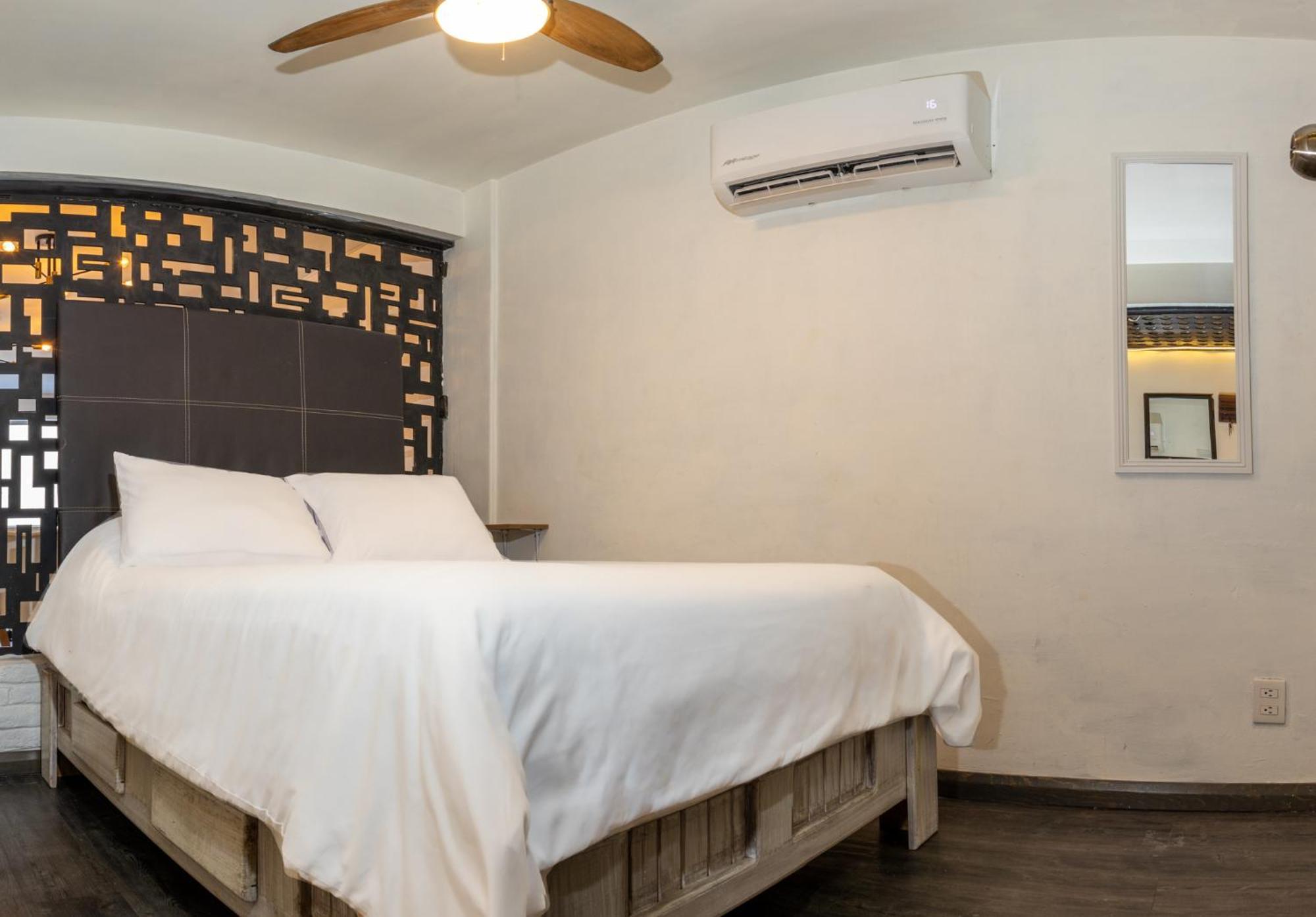 Location Master With Air Conditioner * Mexico City